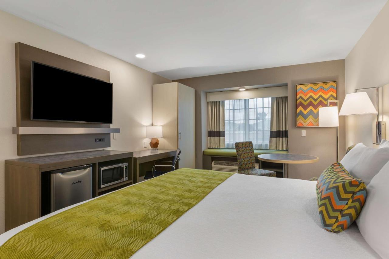 Best Western Plus Yuma Foothills Inn & Suites Exterior photo